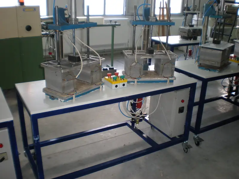 Shoulder pad production machine P19-A