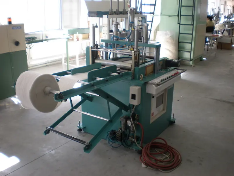 Shoulder pad production machine P2-A